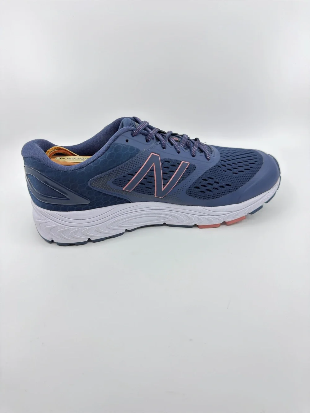 New Balance 840v4 in a natural indigo color with distinct rose gold SZ 12